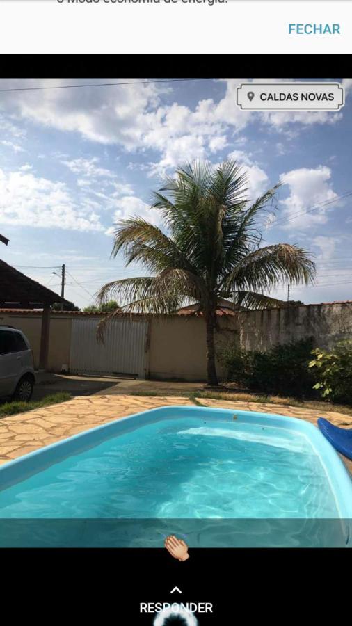 Otima Casa Caldas Novas 2 Km Do Centro Para Ate 14 Pesssoas Com Piscina Aquecida, Churrrasqueira, Wifi Exterior photo