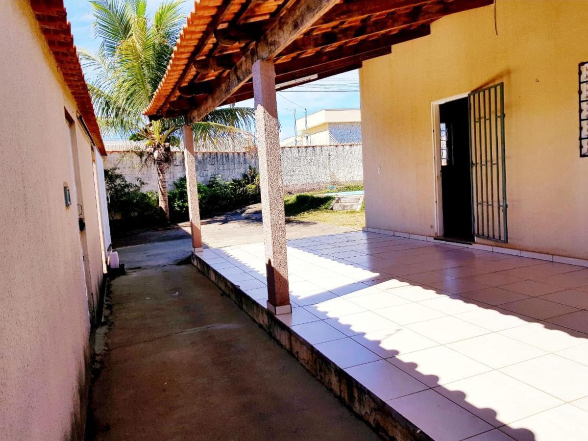 Otima Casa Caldas Novas 2 Km Do Centro Para Ate 14 Pesssoas Com Piscina Aquecida, Churrrasqueira, Wifi Exterior photo